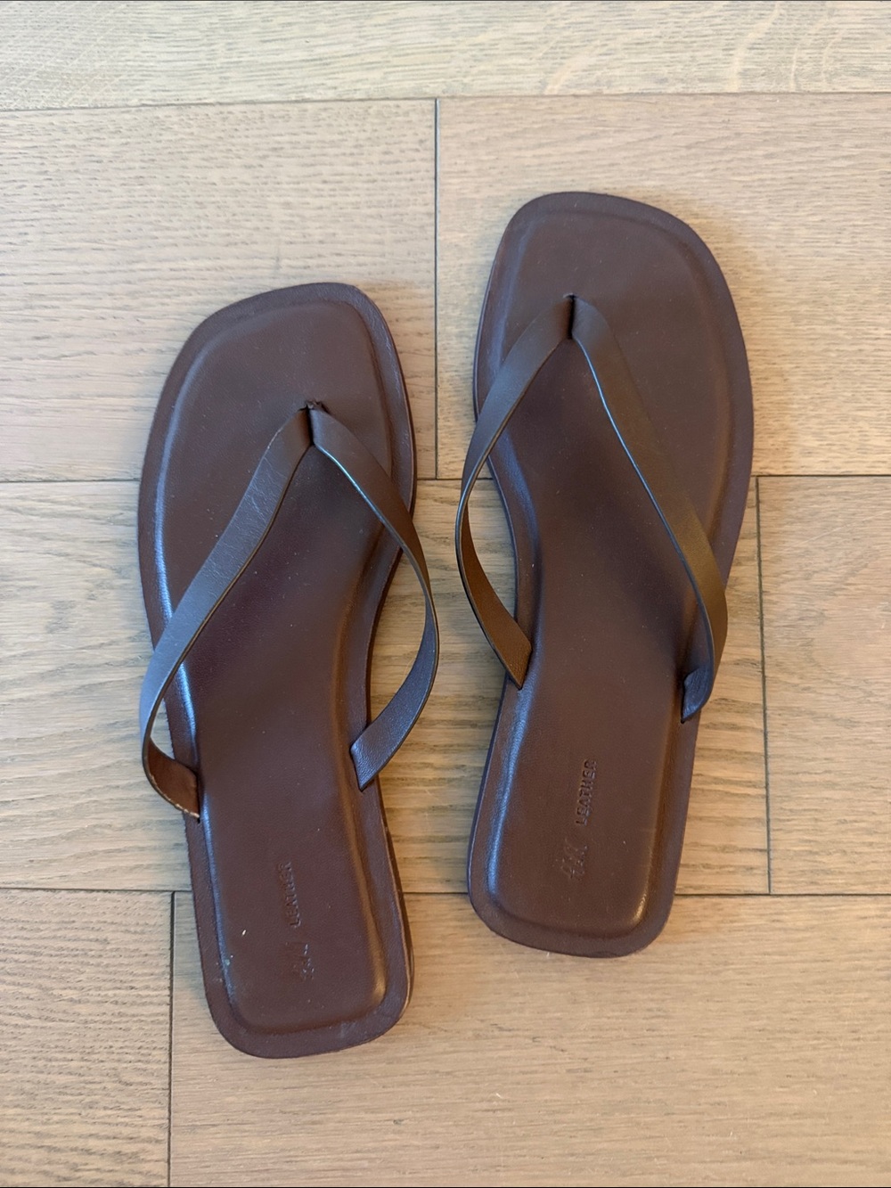Women’s H&M Leather Brown Square-Toe Flip Flop Sandals